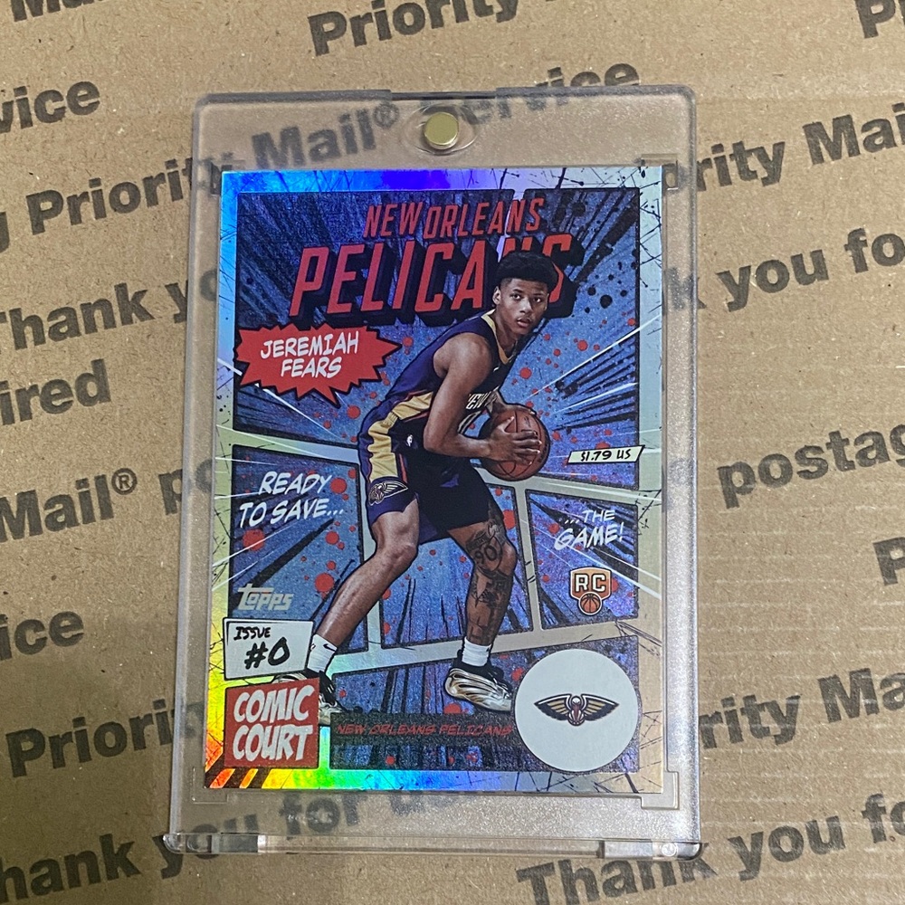 2025 Topps Basketball Jeremiah Fears Comic Court Case Hit!! Super Short Print!!